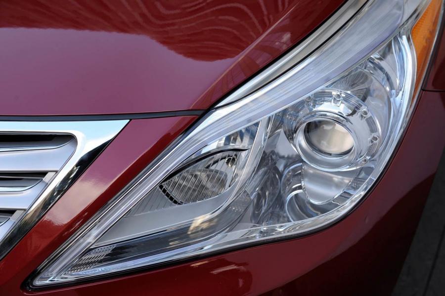  Hyundai Azera 2012 года  (фото 87 из 103)